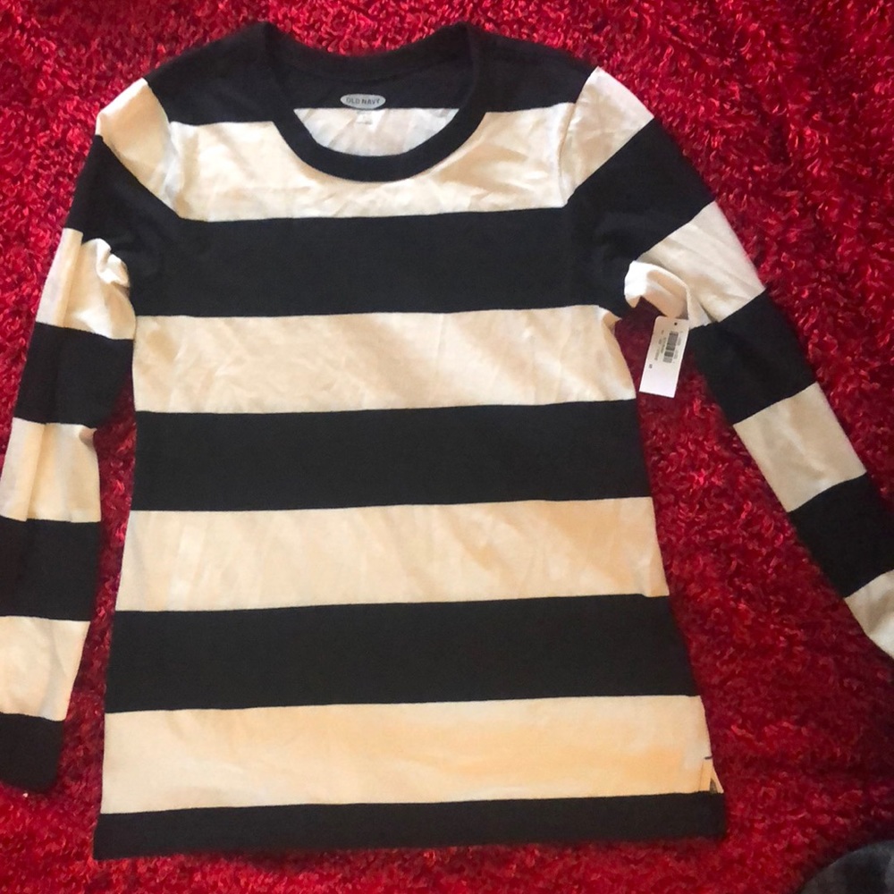 Shirt - Picture 2 of 2